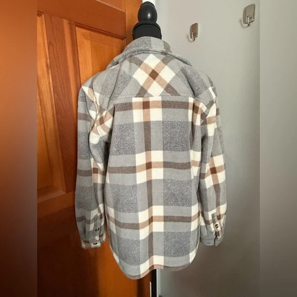 Sage Collective Fleece Plaid Jacket - Picture 4 of 10